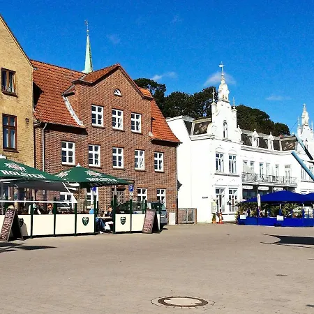 16 Person In Hasselberg 卡珀尔恩