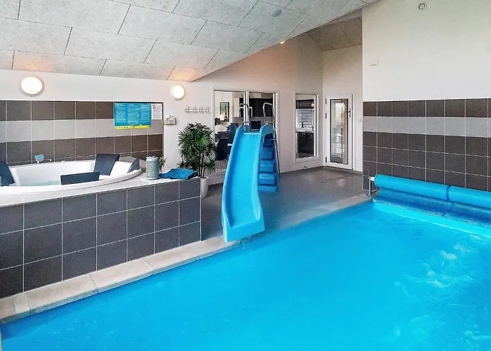 Semesterbostad 16 Person In Hasselberg *